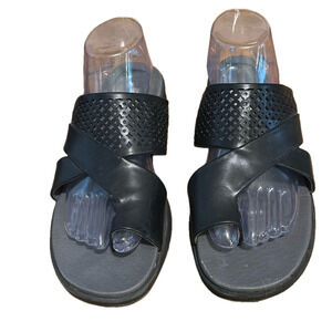 Barrels Stylish Black Sandals, size 10